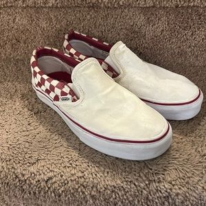 Vans checkerboard shoes. Men’s 6, Women’s 7.5. Fair condition.